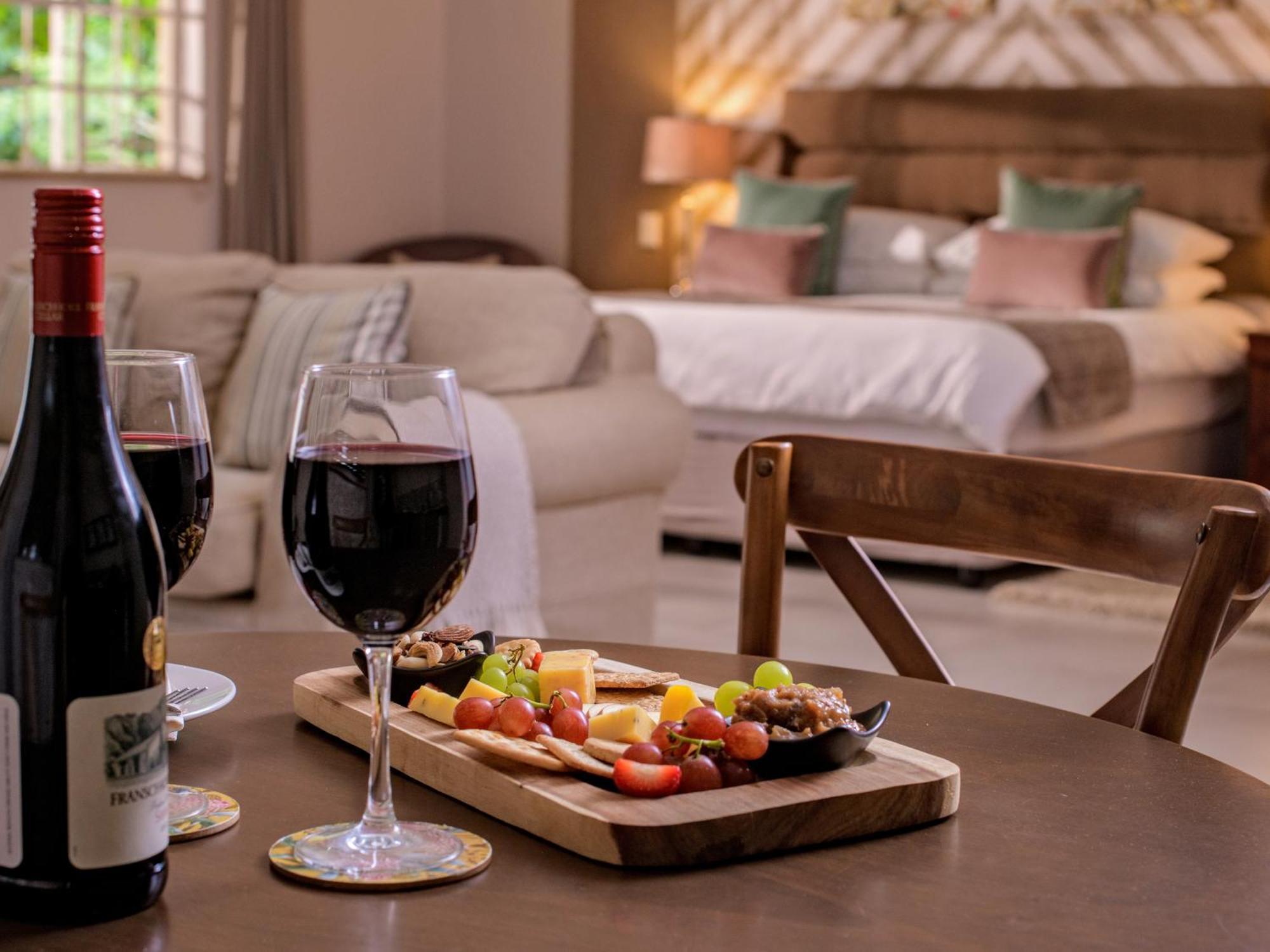 Monkey Thorn Lodge & Wellness Spa - Adults Only Уайт-Ривер Экстерьер фото
